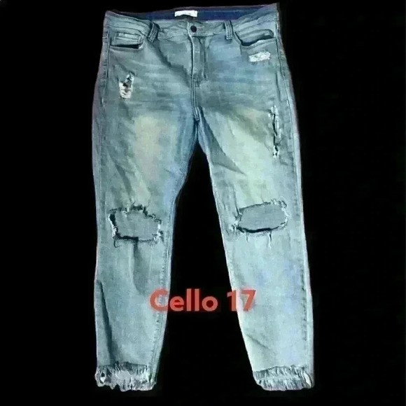 CELLO BLUE JEANS WOMEN' S LABELED SIZE 17 - Picture 1 of 5